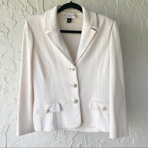 St. John White Suit 10 Vintage